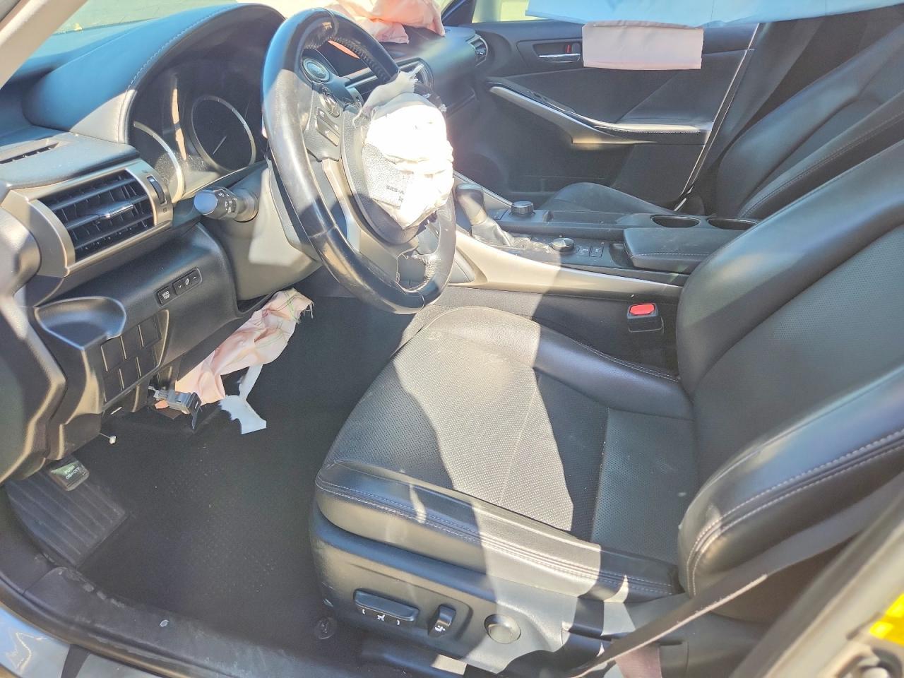 2016 Lexus Is 200T Base - Image 7