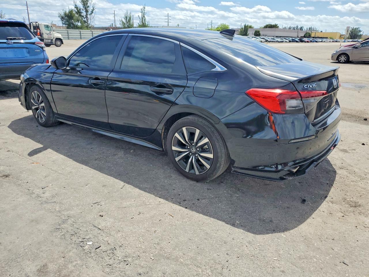 2024 Honda Civic Ex - Image 2