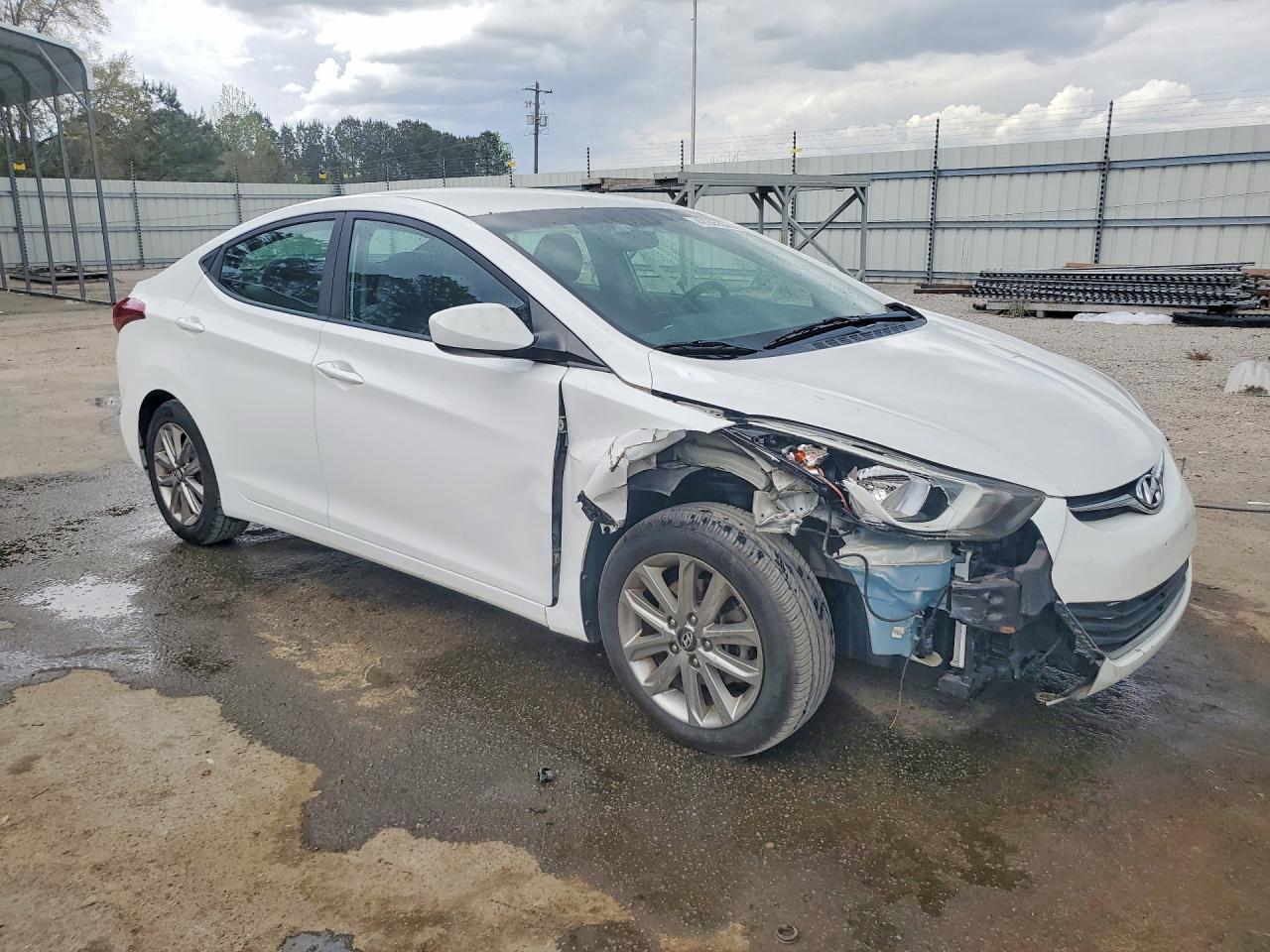 2014 Hyundai Elantra Se - Image 4