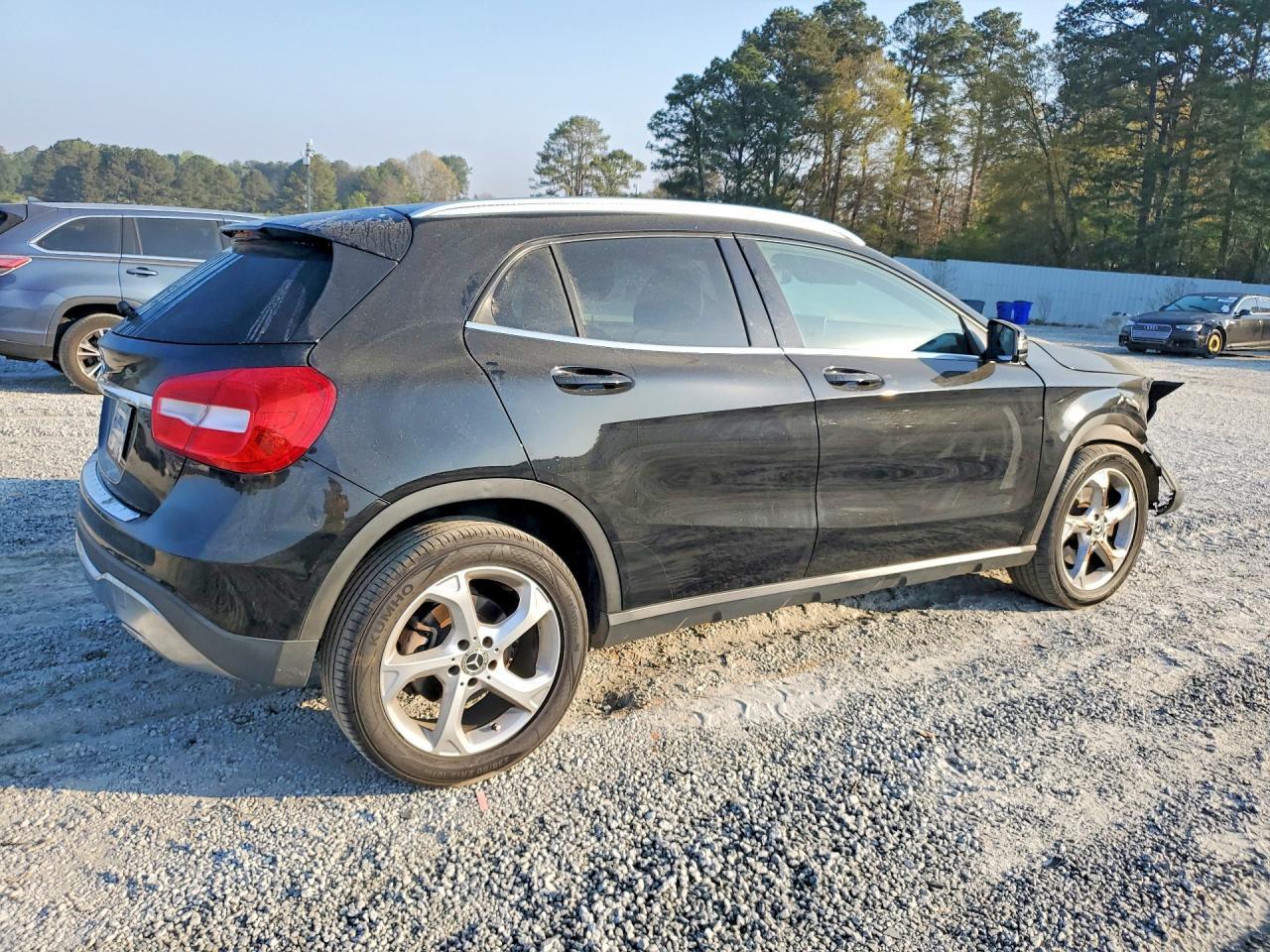 2020 Mercedes-Benz Gla 250 - Image 3