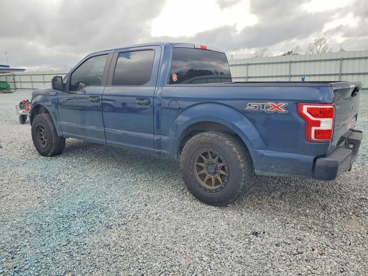 2018 Ford F150 - Фото 2
