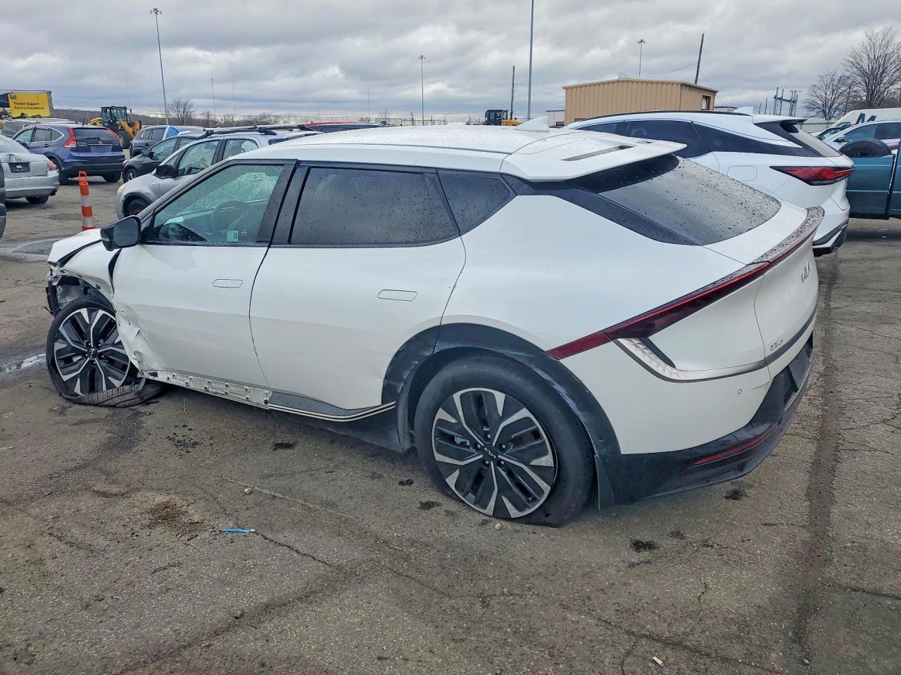 2023 Kia Ev6 Wind - Image 2