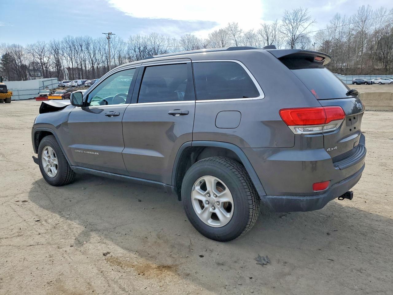 2014 Jeep Grand Cherokee Laredo - Image 2