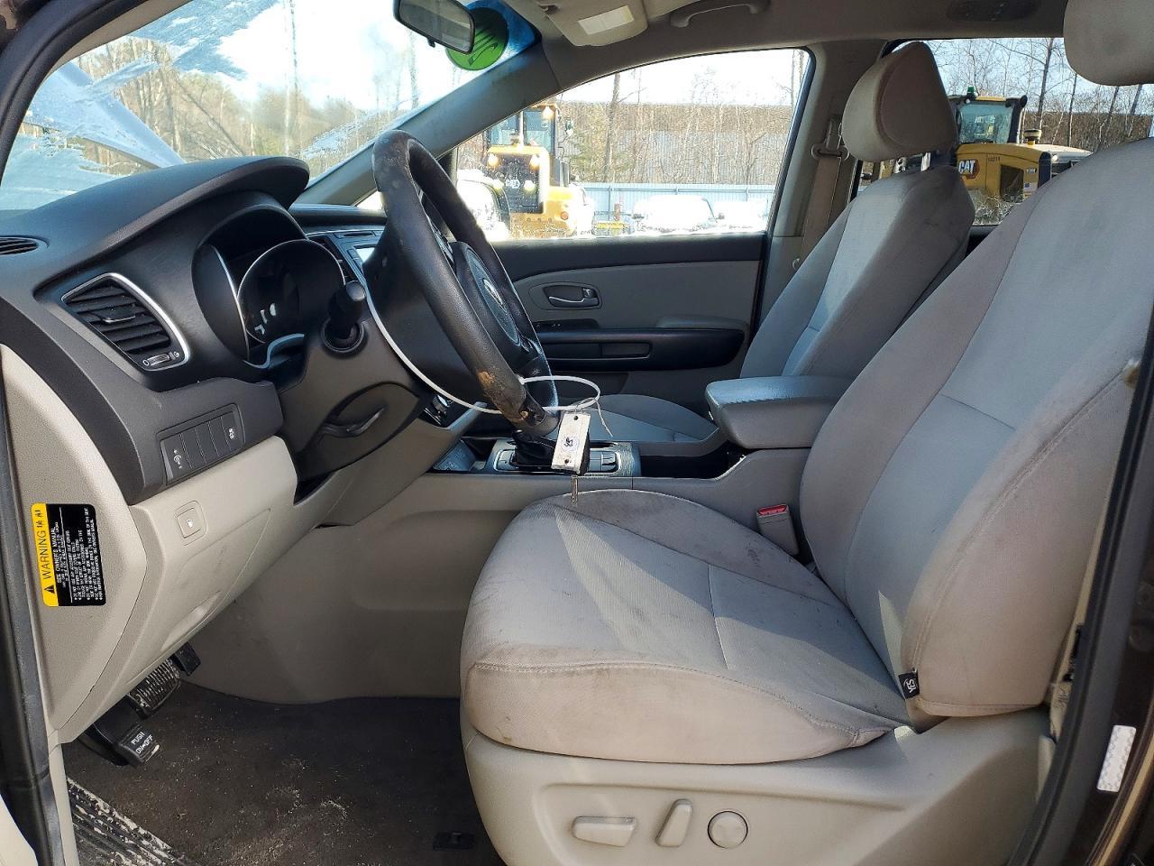 2015 Kia Sedona Lx - Фото 7