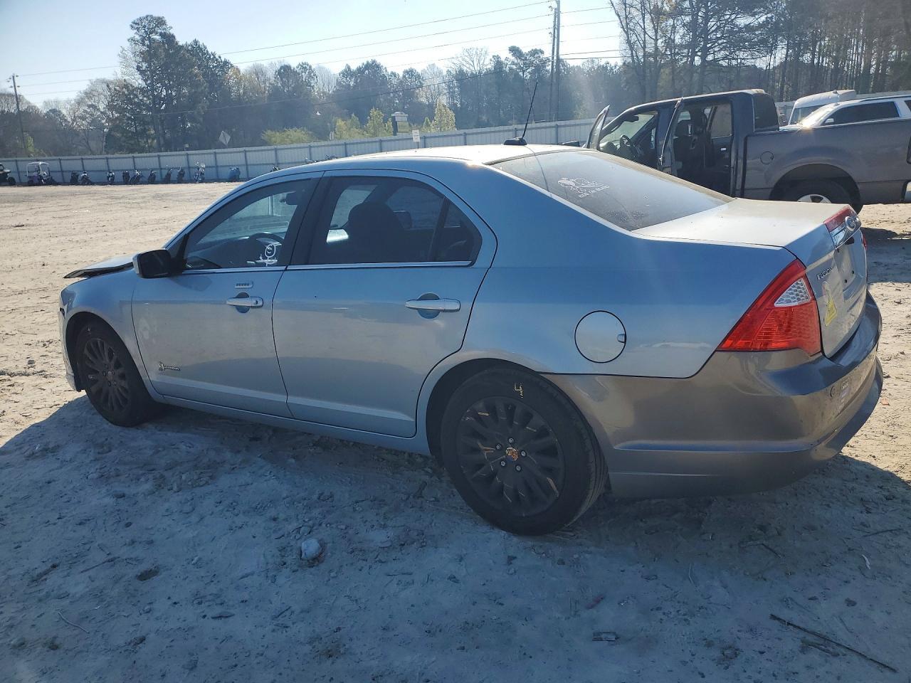 2011 Ford Fusion Hybrid - Фото 2