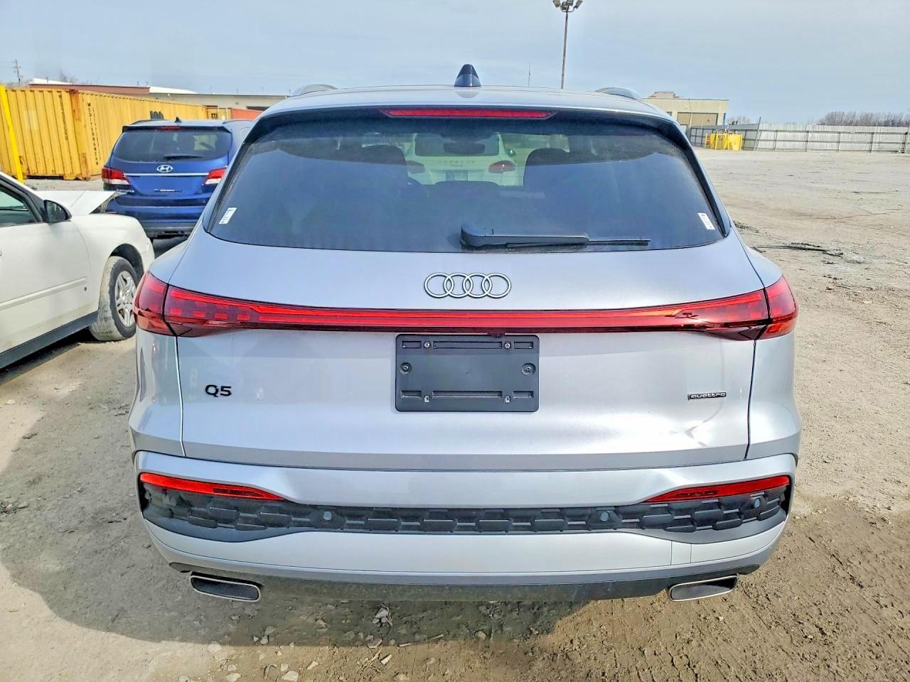 2025 Audi Q5 Premium Plus - Фото 6