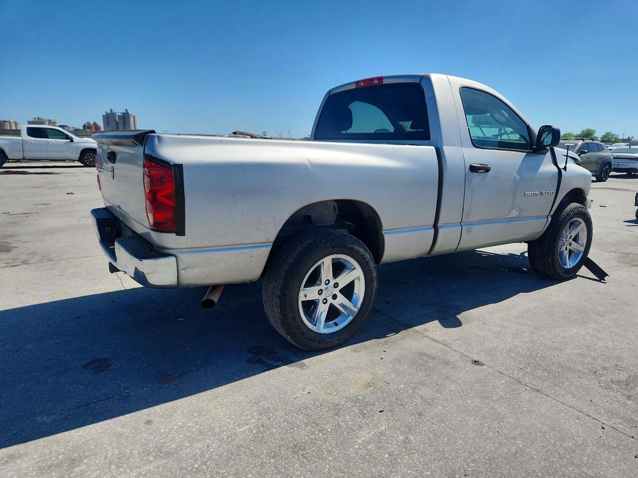 2007 Dodge Ram 1500 St - Фото 3