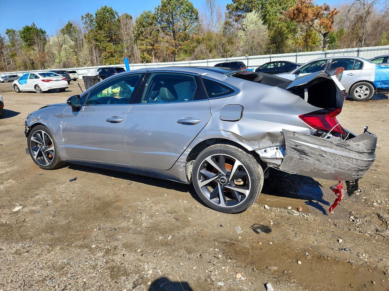 2022 Hyundai Sonata Sel Plus - Image 2