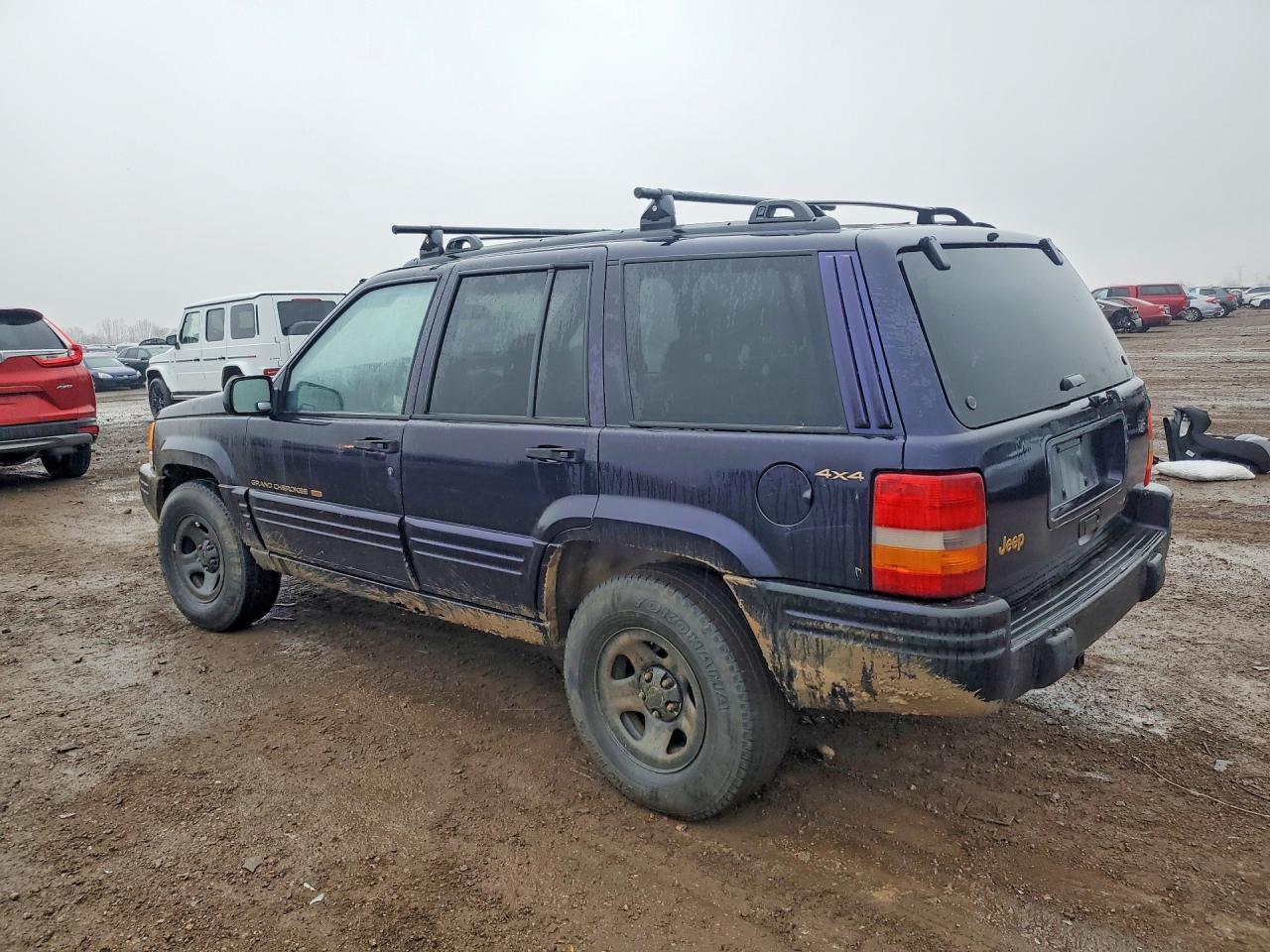 1998 Jeep Grand Cherokee Laredo - Image 3