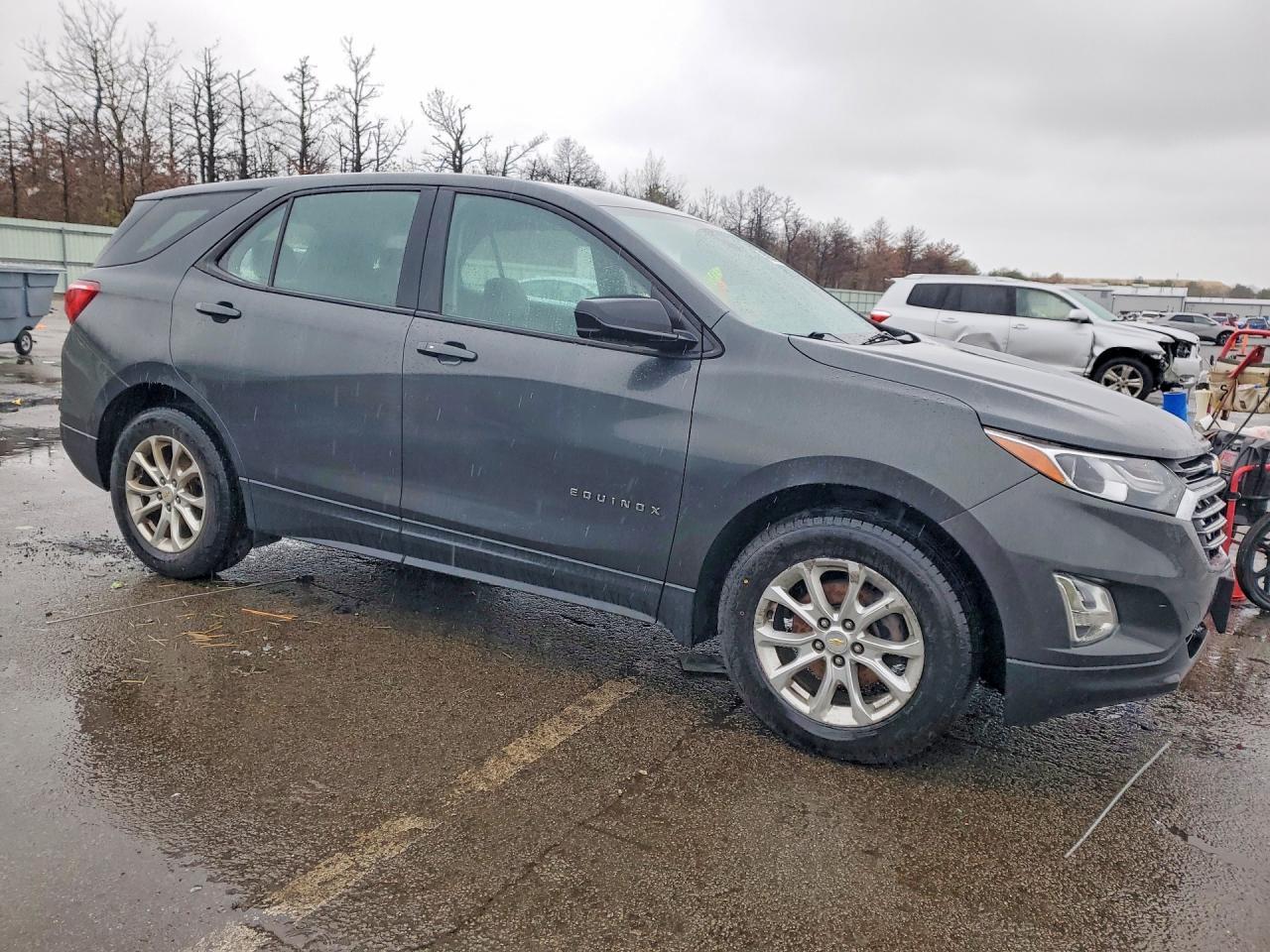 2020 Chevrolet Equinox Ls - Фото 4