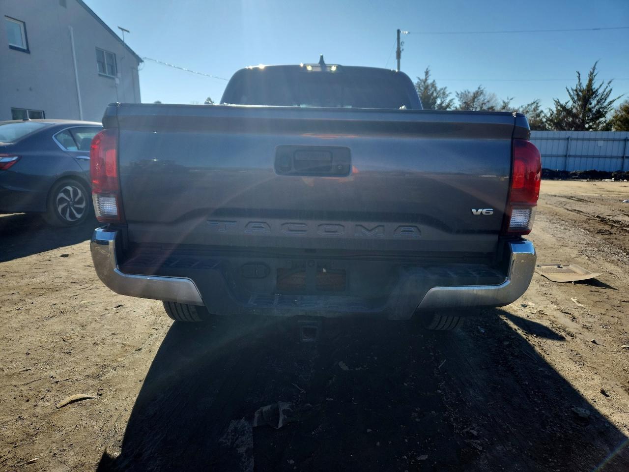 2022 Toyota Tacoma Sr5 V6 - Image 6