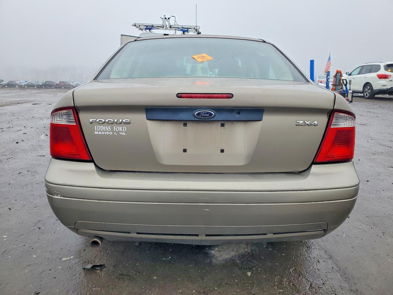 2005 Ford Focus Zx4 - Фото 6