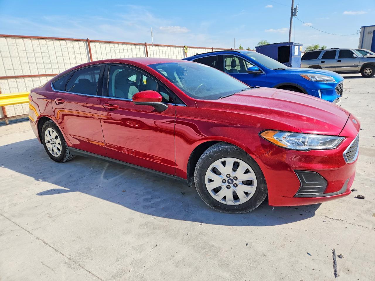 2020 Ford Fusion S - Фото 4
