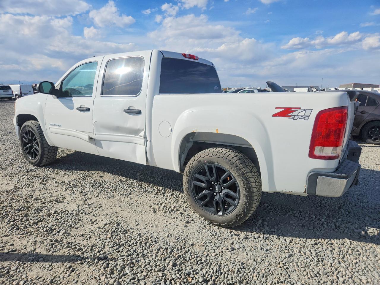 2012 GMC Sierra K1500 Sle - Image 2
