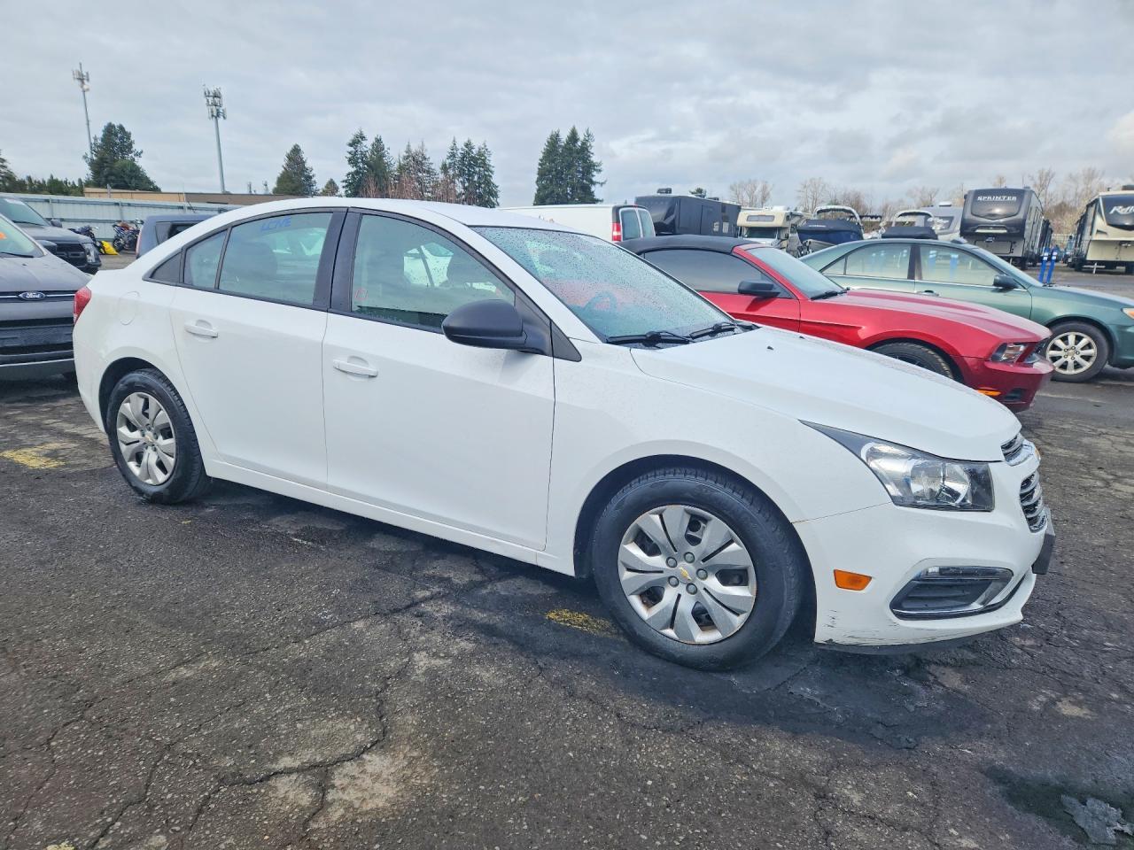 2015 Chevrolet Cruze Ls - Image 4