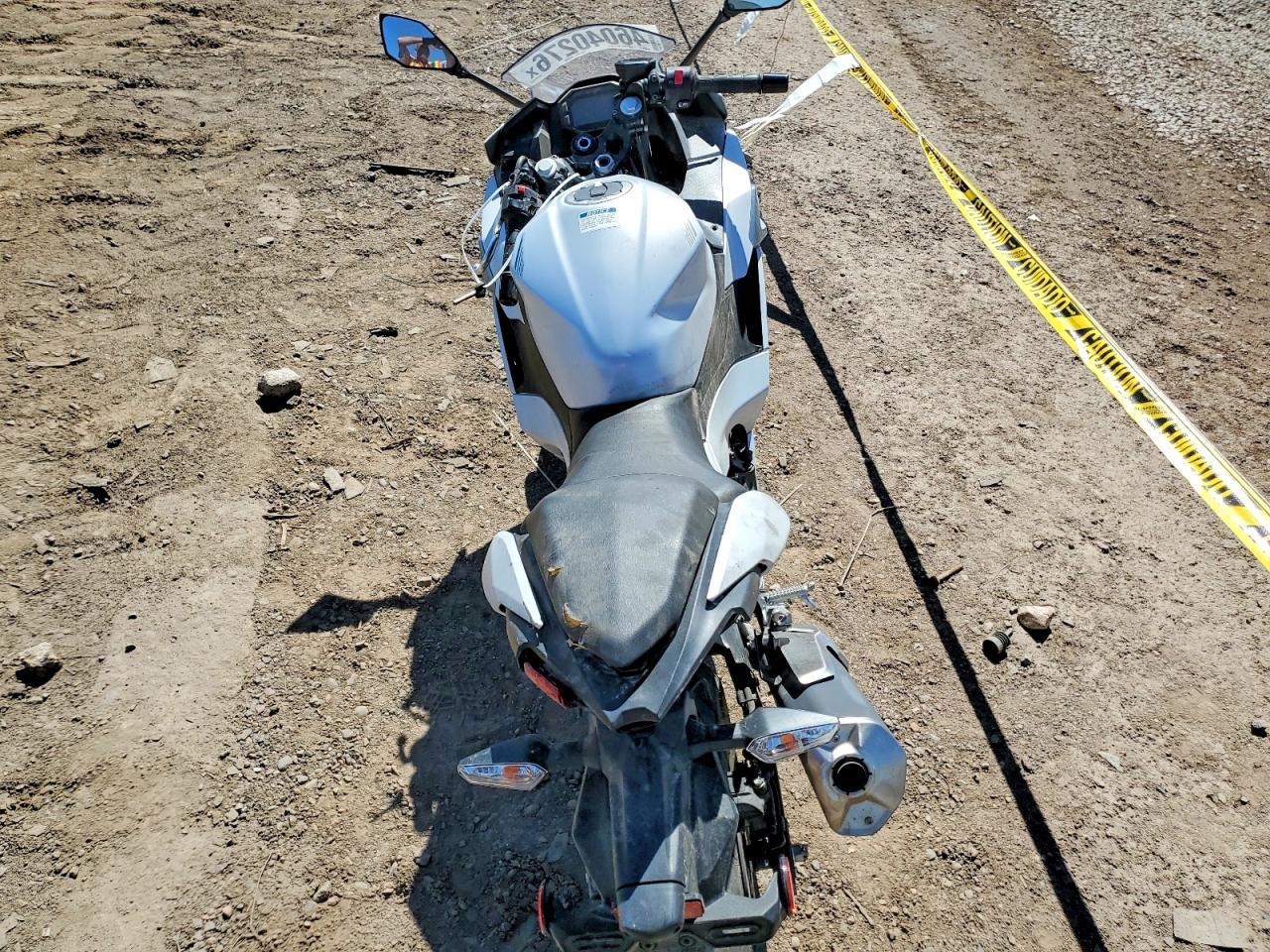 2025 Kawasaki Ex500 H - Image 6