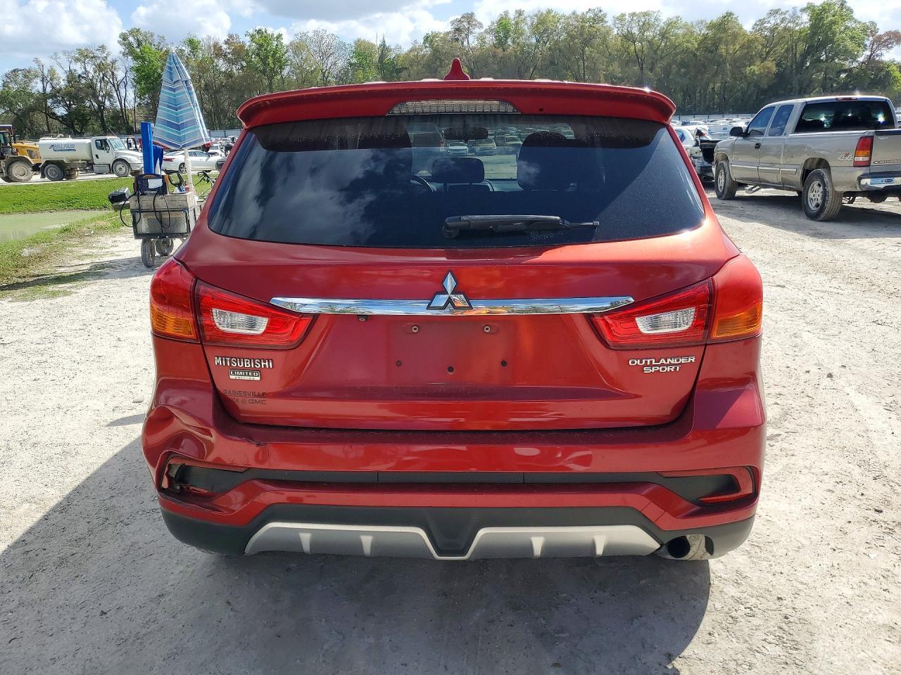 2018 Mitsubishi Outlander Sport Es - Image 6