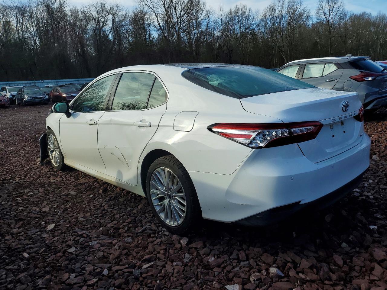2018 Toyota Camry Xle - Фото 2