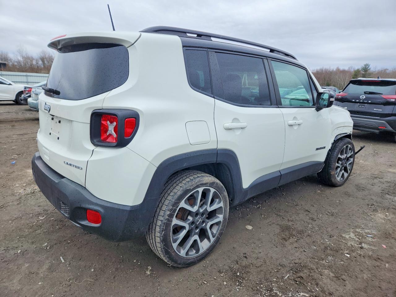 2022 Jeep Renegade Limited - Фото 3