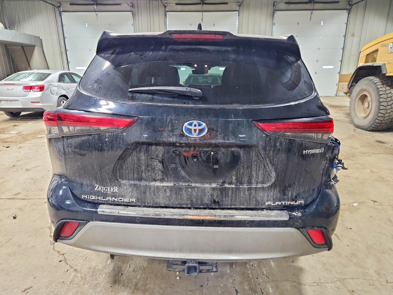 2021 Toyota Highlander Hybrid Platinum - Фото 6