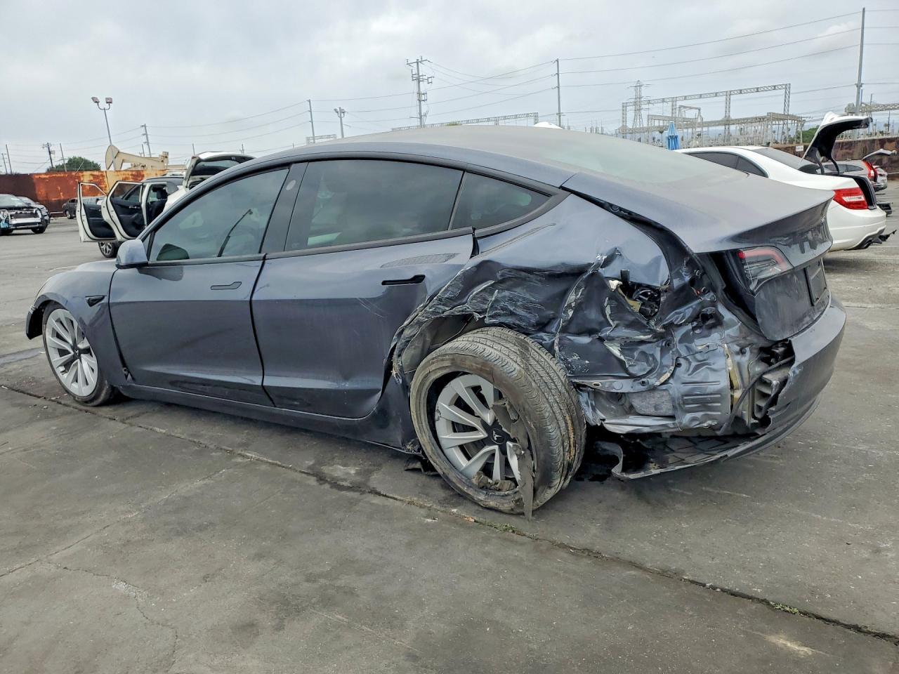 2023 Tesla Model 3 - Image 2