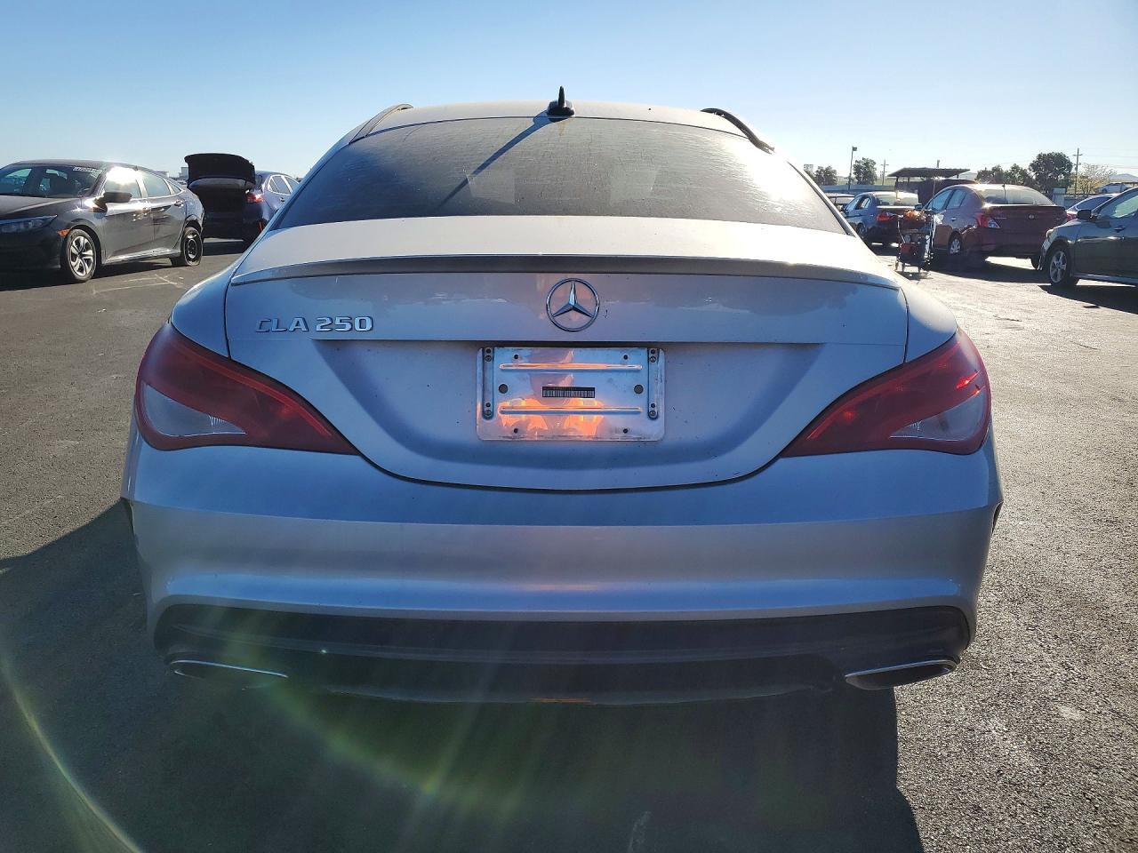 2019 Mercedes-Benz Cla 250 - Фото 6