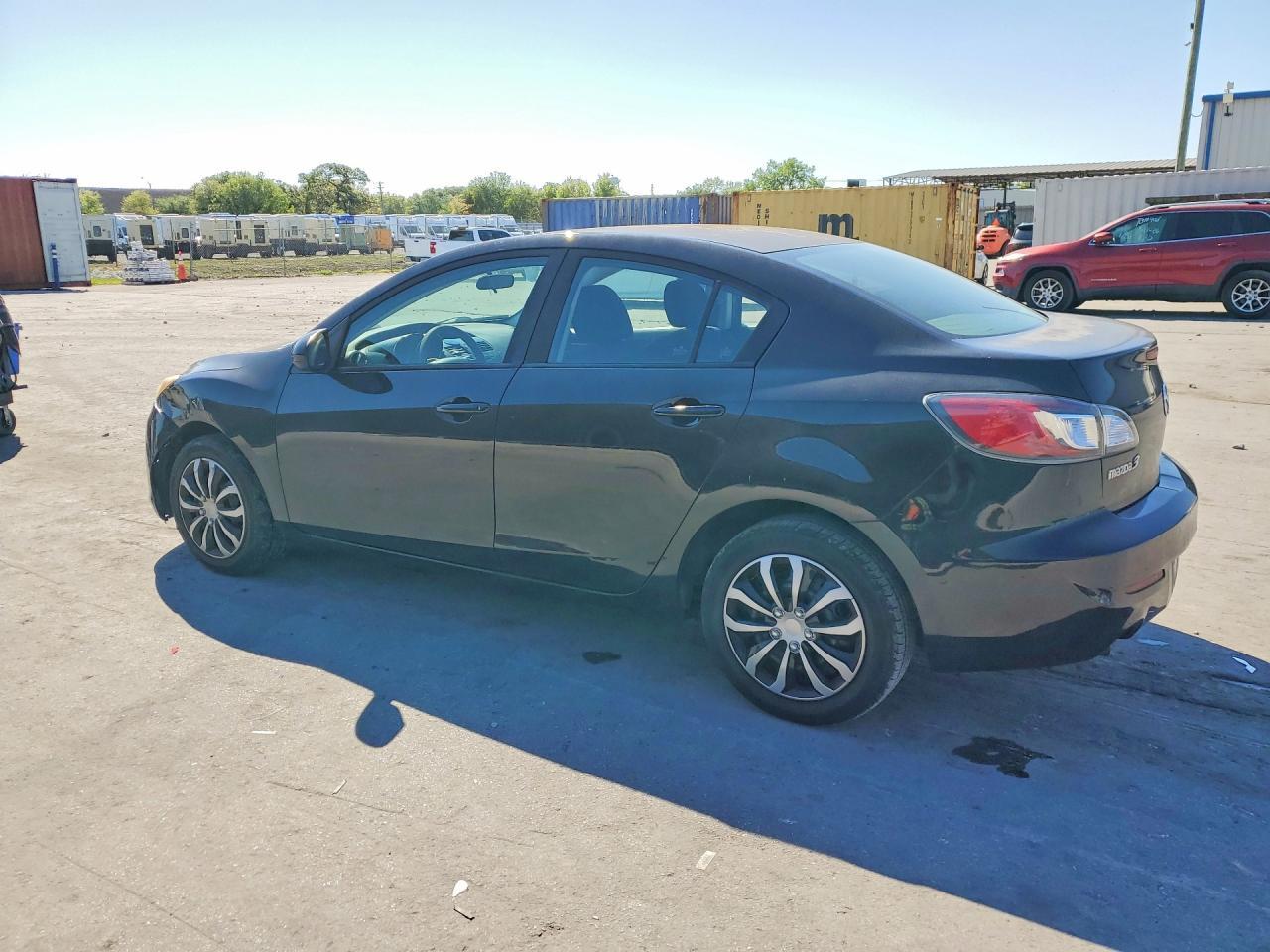 2013 Mazda 3 I - Фото 2