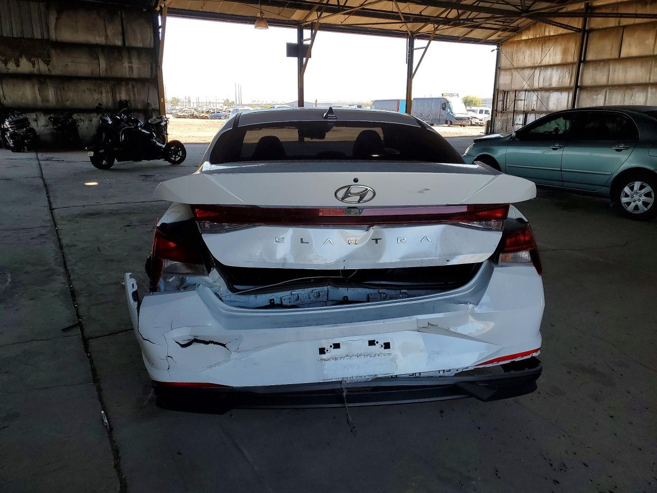 2021 Hyundai Elantra Sel - Фото 6