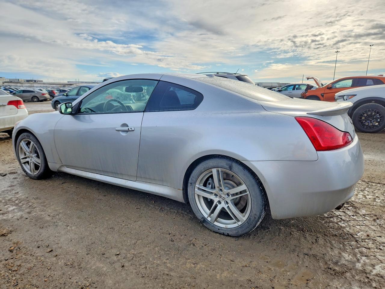 2009 Infiniti G37 Coupe Base - Фото 2