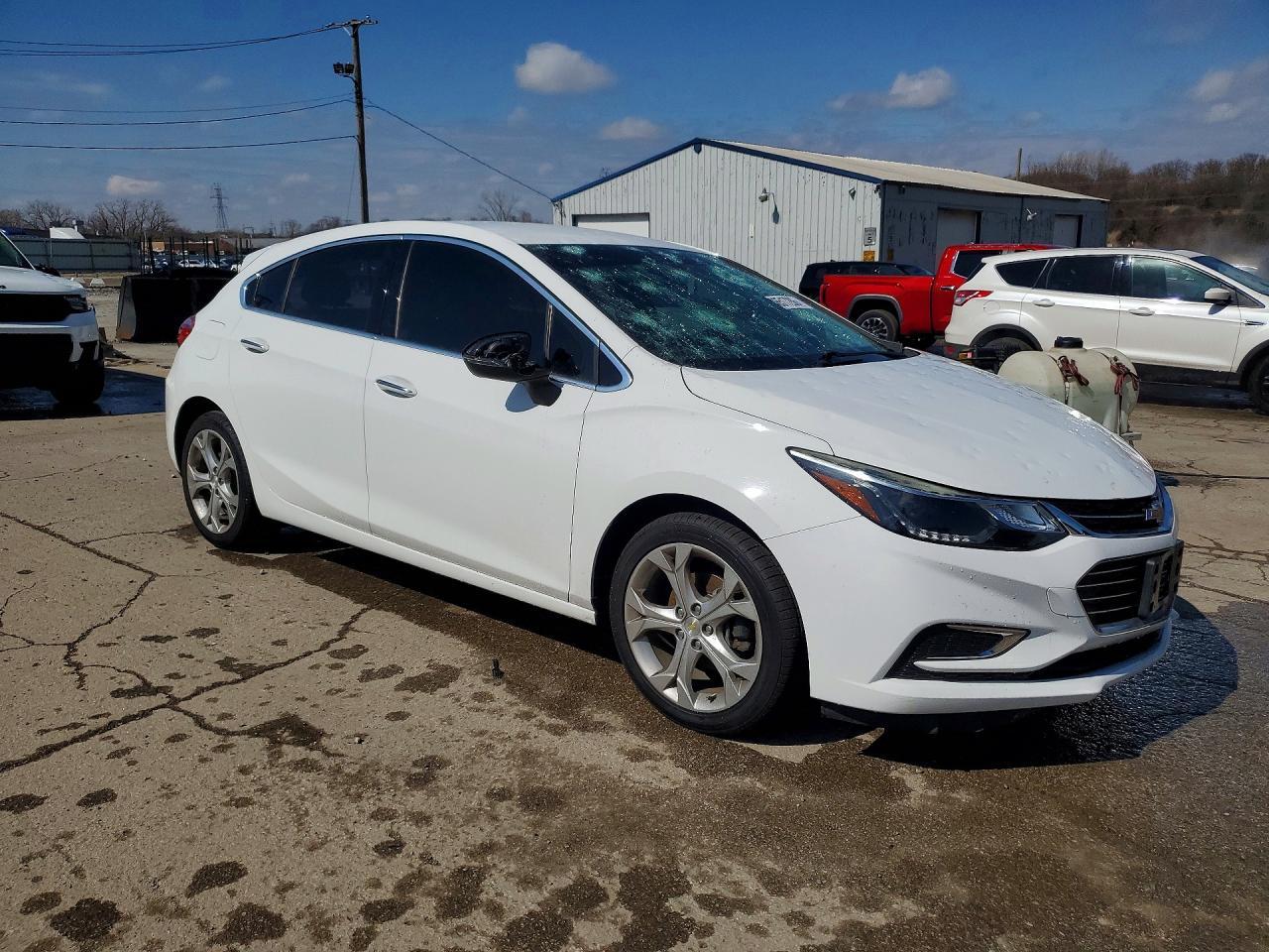 2018 Chevrolet Cruze Premier - Фото 4