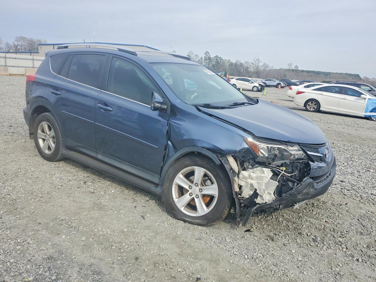 2014 Toyota Rav4 Xle - Image 4