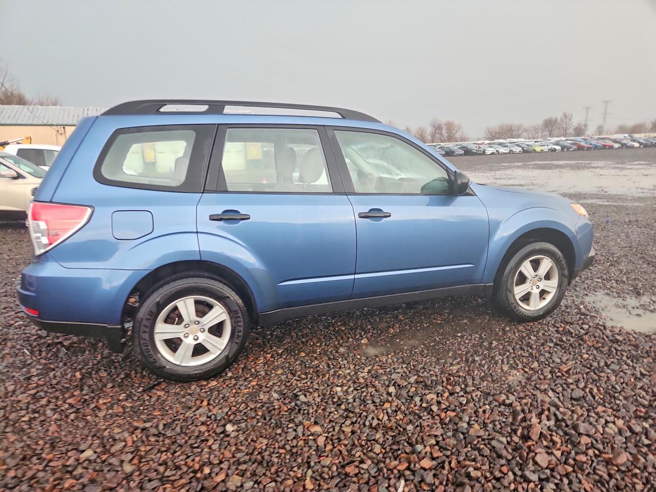 2010 Subaru Forester Xs - Фото 2