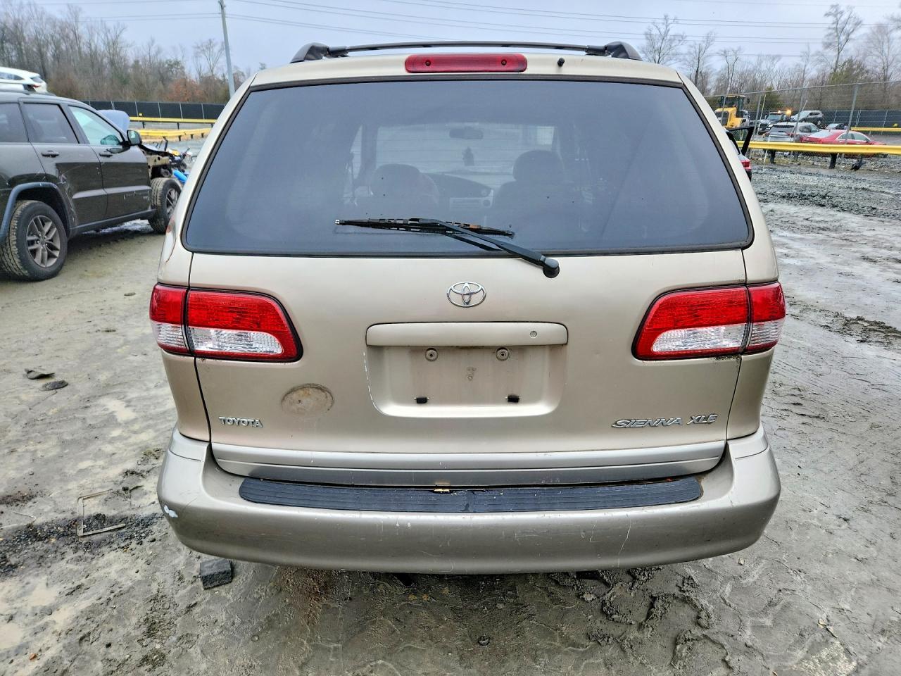 2003 Toyota Sienna - Фото 6