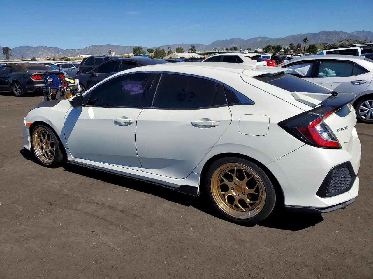 2018 Honda Civic Lx - Фото 2