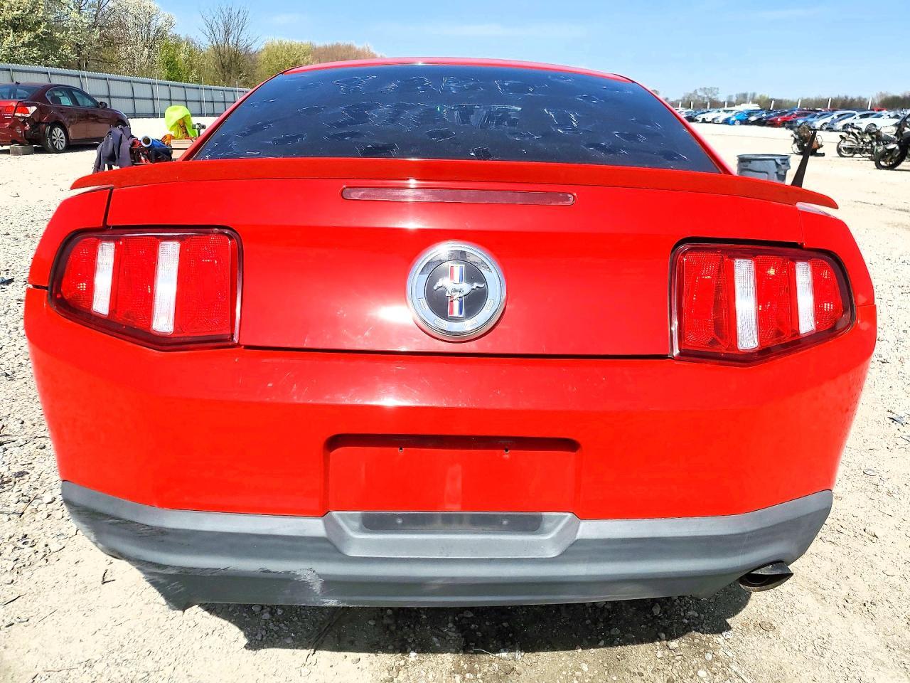 2011 Ford Mustang - Фото 6