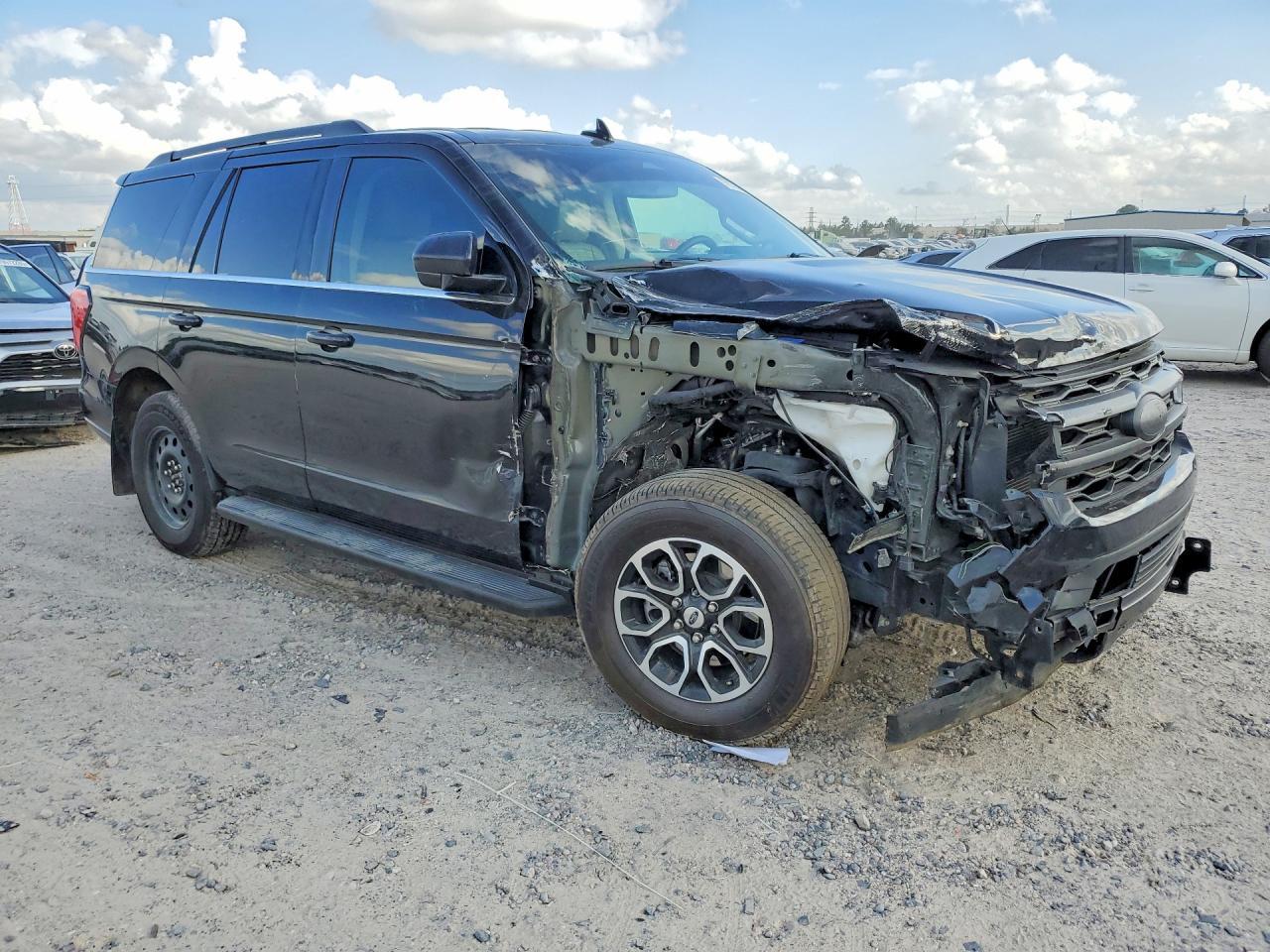 2024 Ford Expedition Xlt - Фото 4