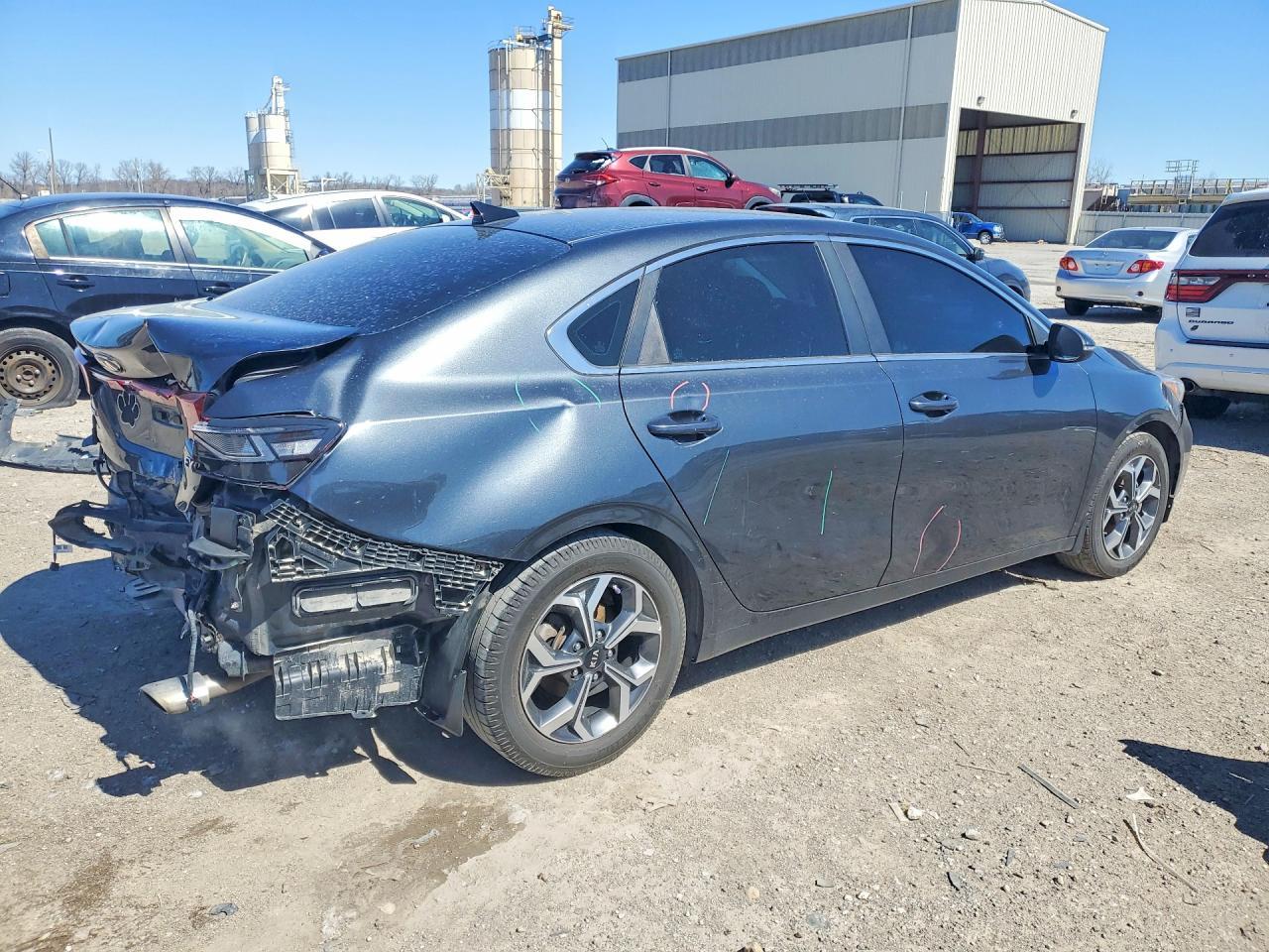 2020 Kia Forte Ex - Фото 3