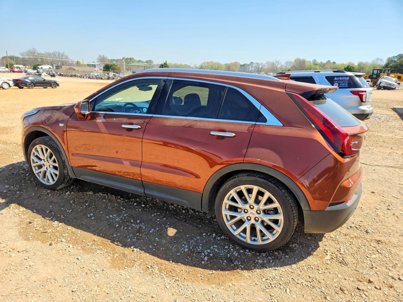 2020 Cadillac Xt4 Luxury - Image 2