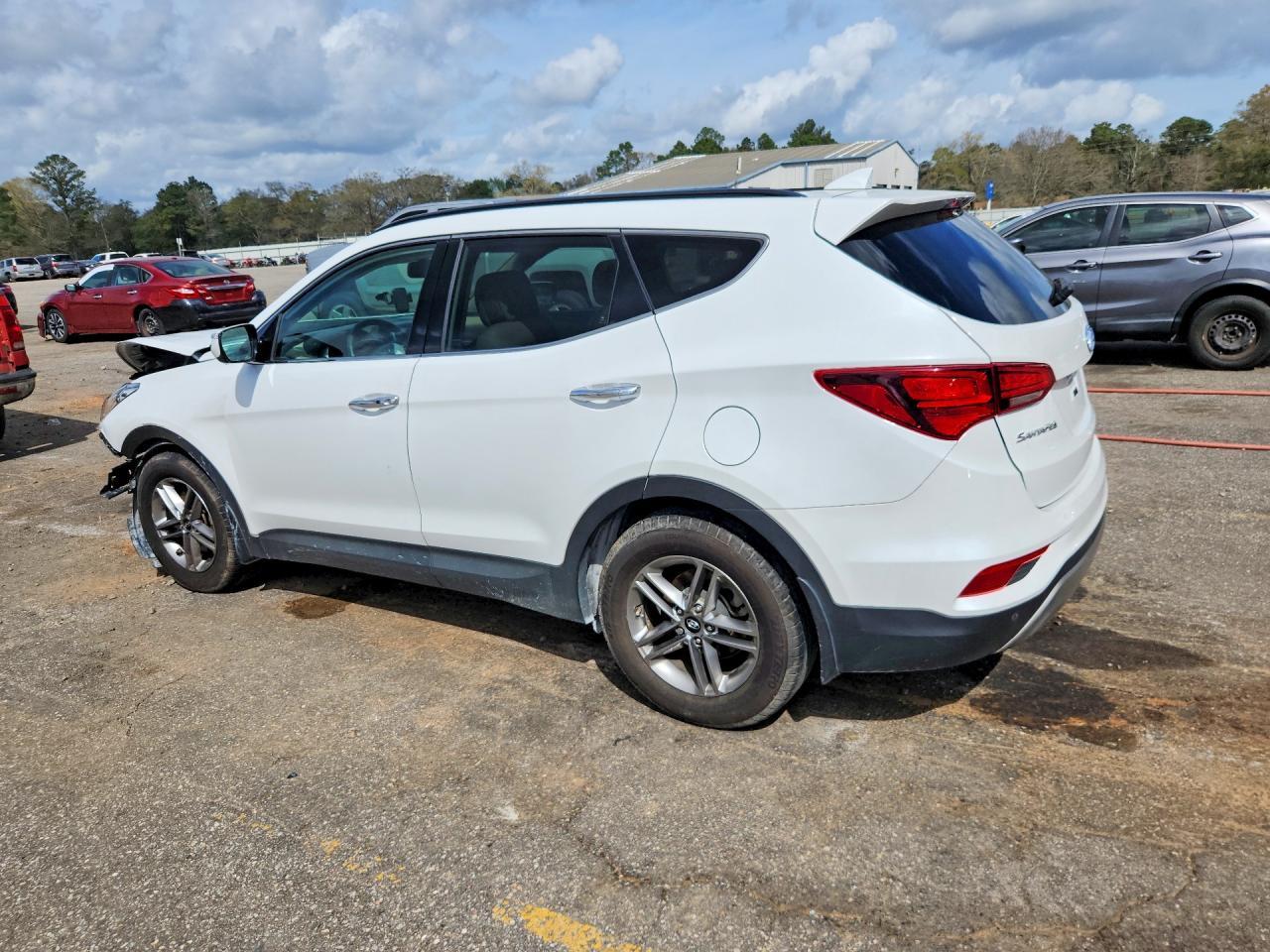 2017 Hyundai Santa Fe Sport 2.4L - Фото 2
