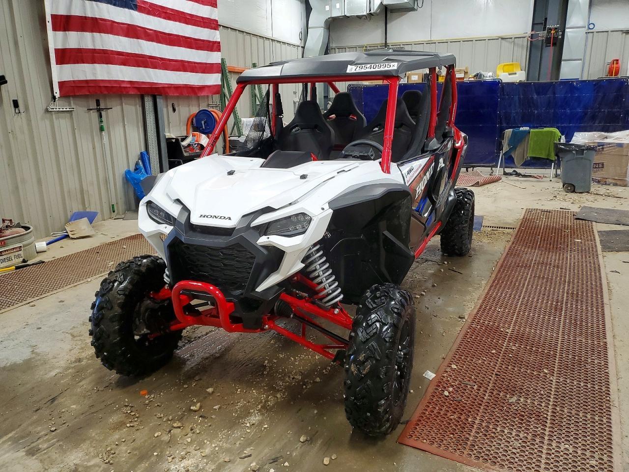 2024 Honda Talon 1000 Utility Vehicle - Image 2