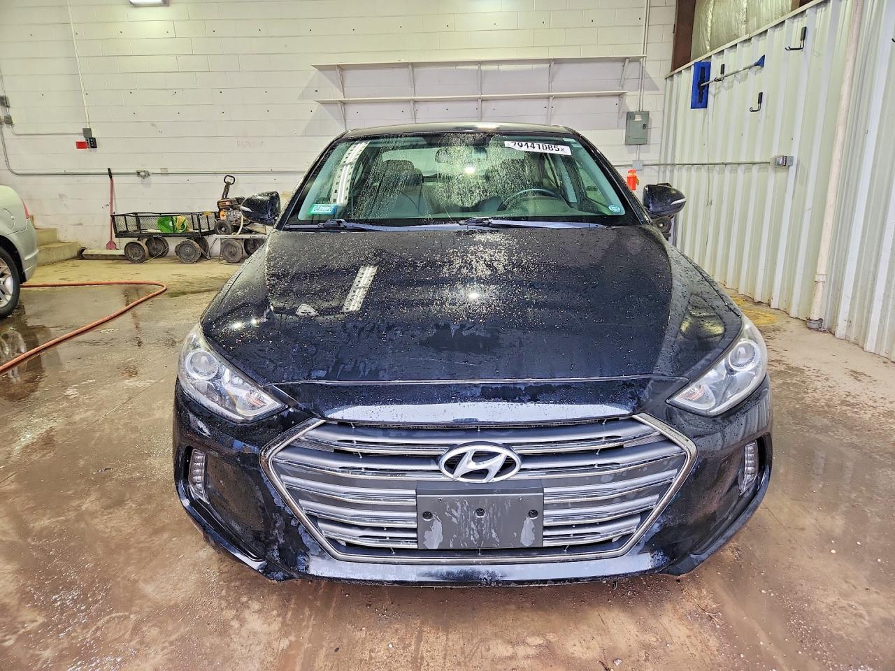 2017 Hyundai Elantra Limited - Image 5