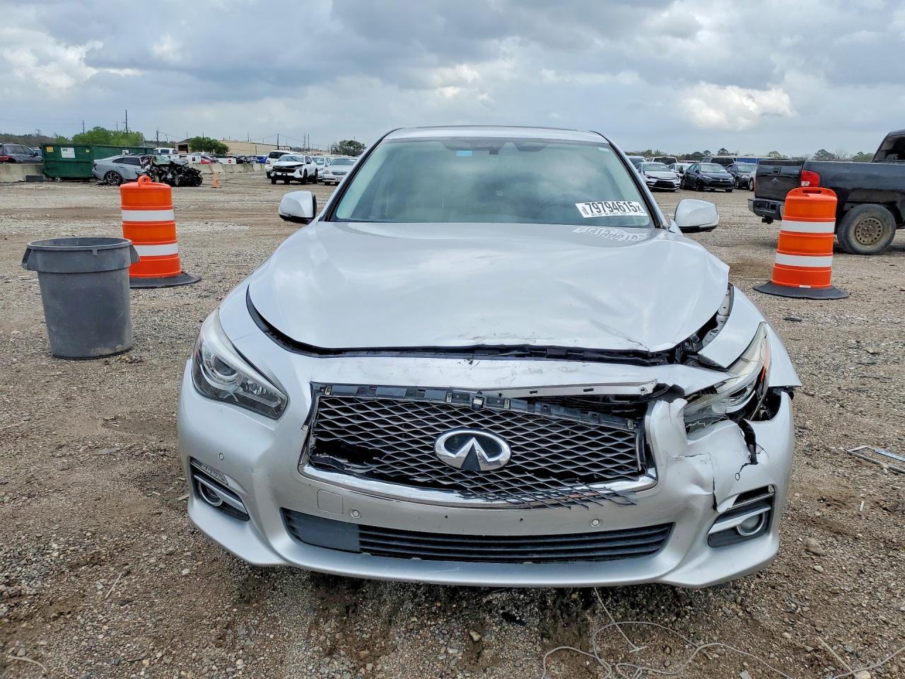2014 Infiniti Q50 Hybrid Premium - Image 5