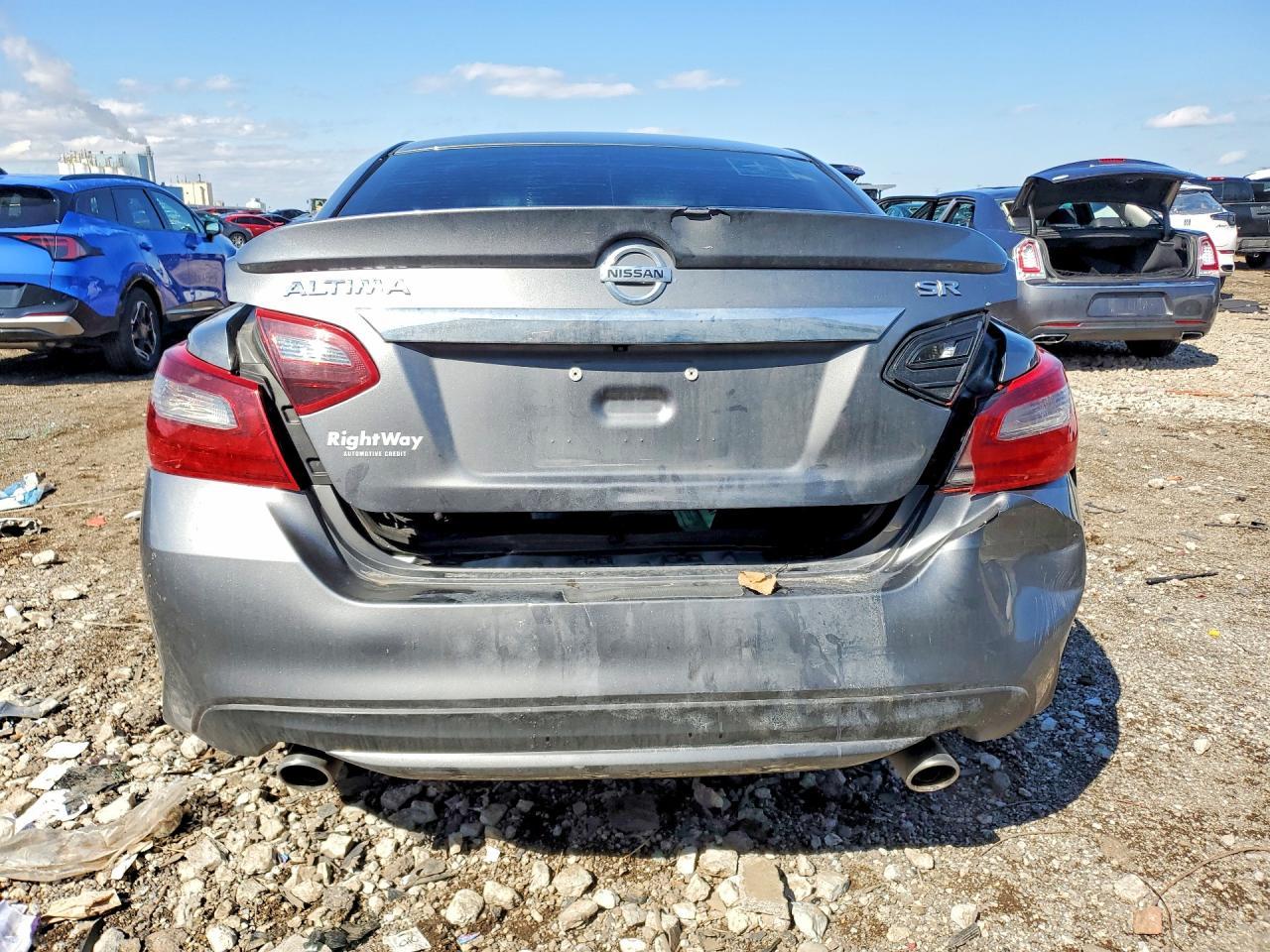 2017 Nissan Altima 2.5 Sr - Фото 6