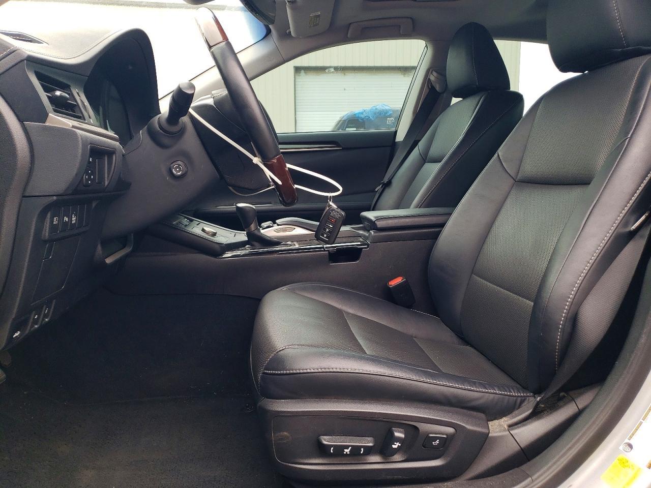 2017 Lexus Es 350 Base - Image 7