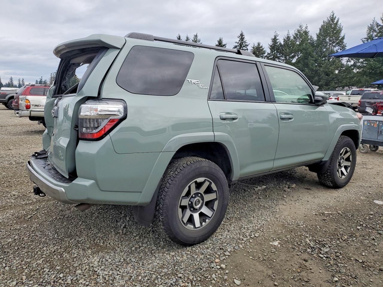 2023 Toyota 4Runner Trd Off-Road Premium - Фото 3