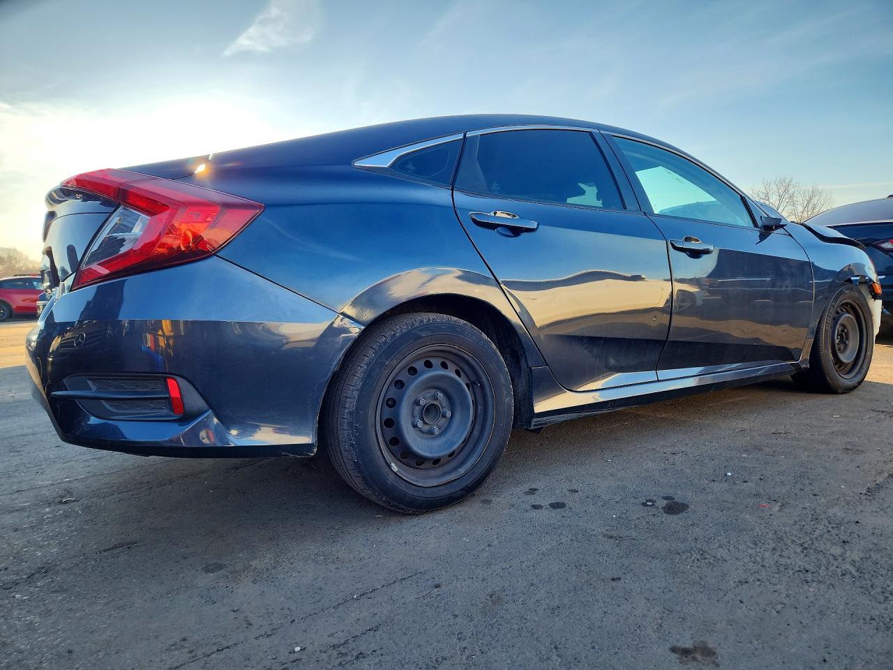 2018 Honda Civic Lx - Image 3