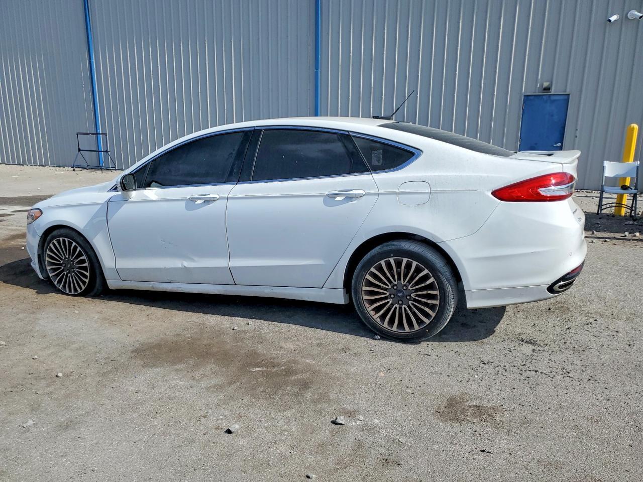 2018 Ford Fusion Titanium - Фото 2
