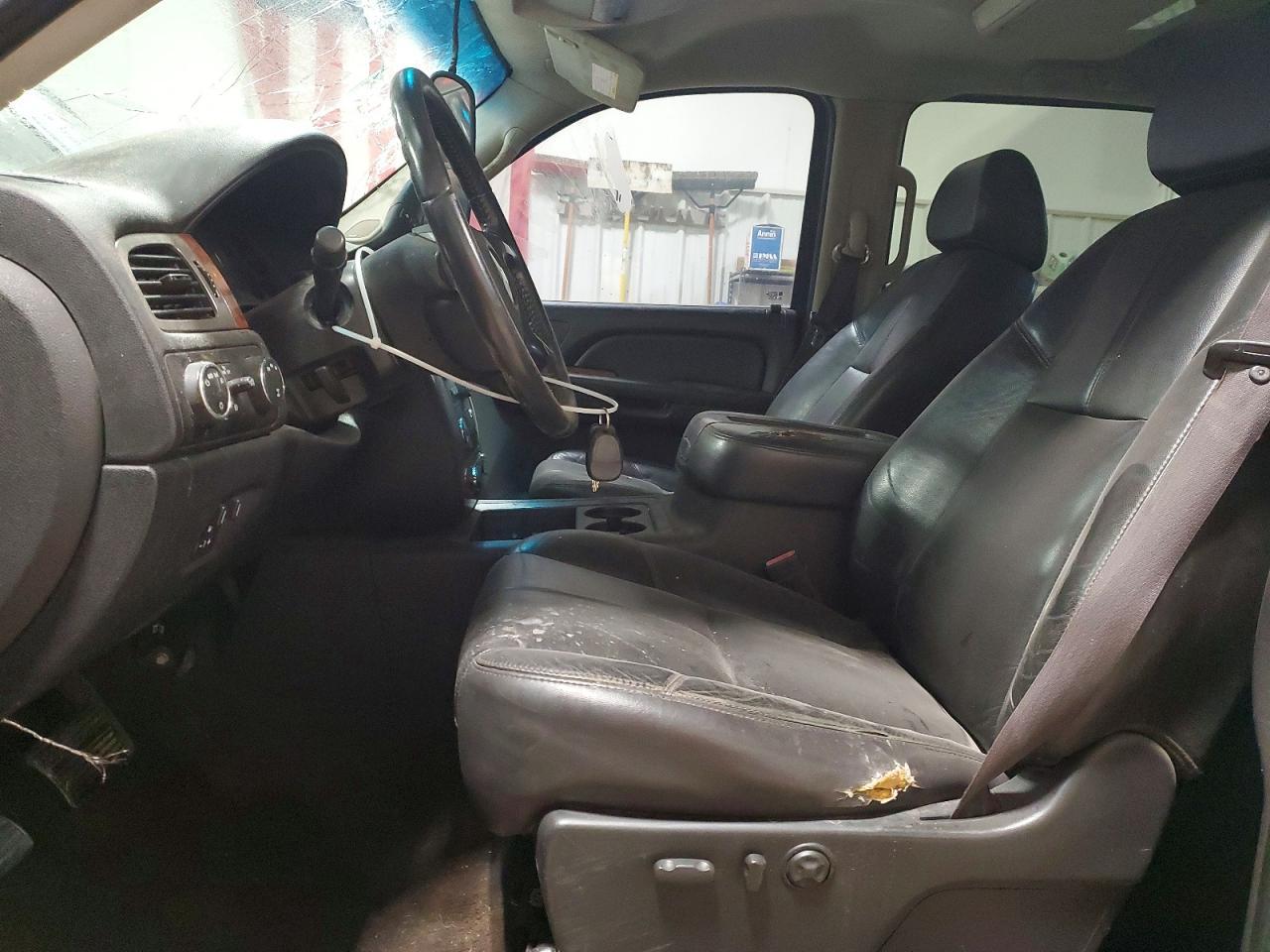 2008 Chevrolet Silverado K3500 - Image 7