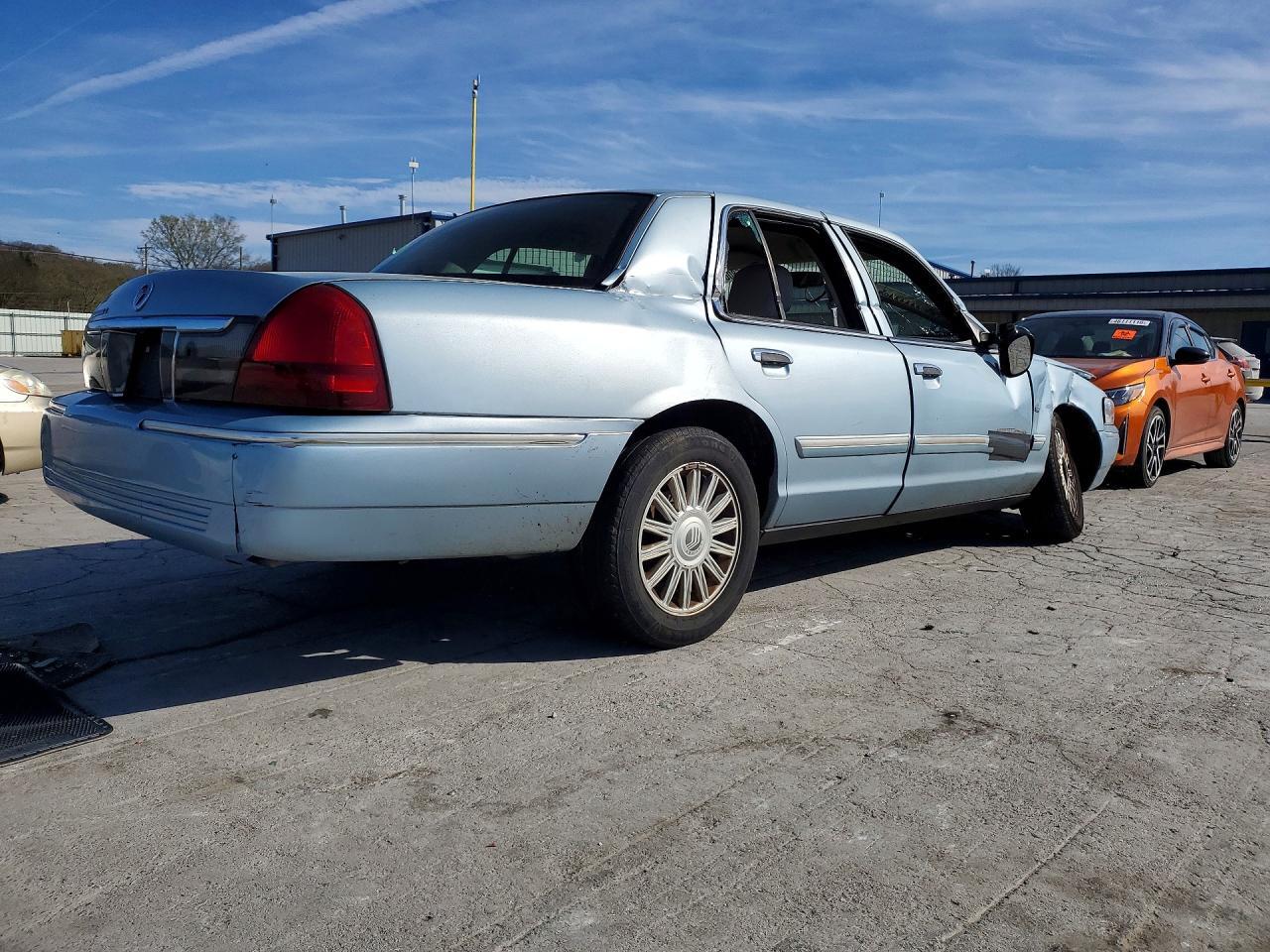 2010 Mercury Grand Marquis Ls - Фото 3