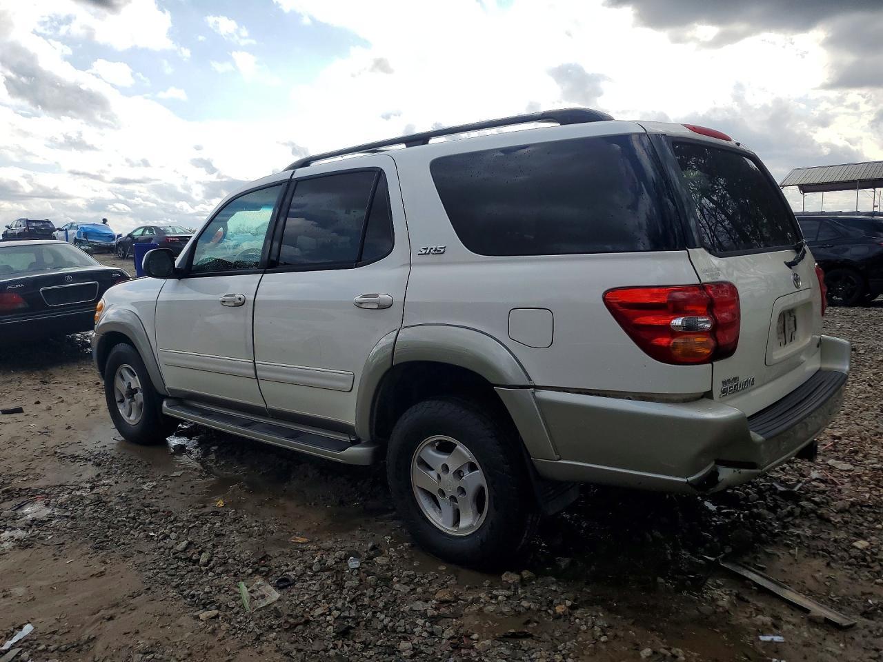 2003 Toyota Sequoia Sr5 - Фото 2